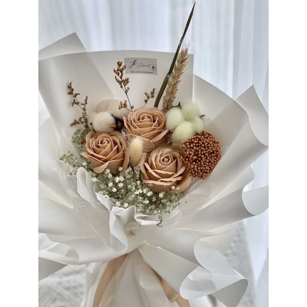 Golden Rustic Bliss (Preserved flower) - Image 2