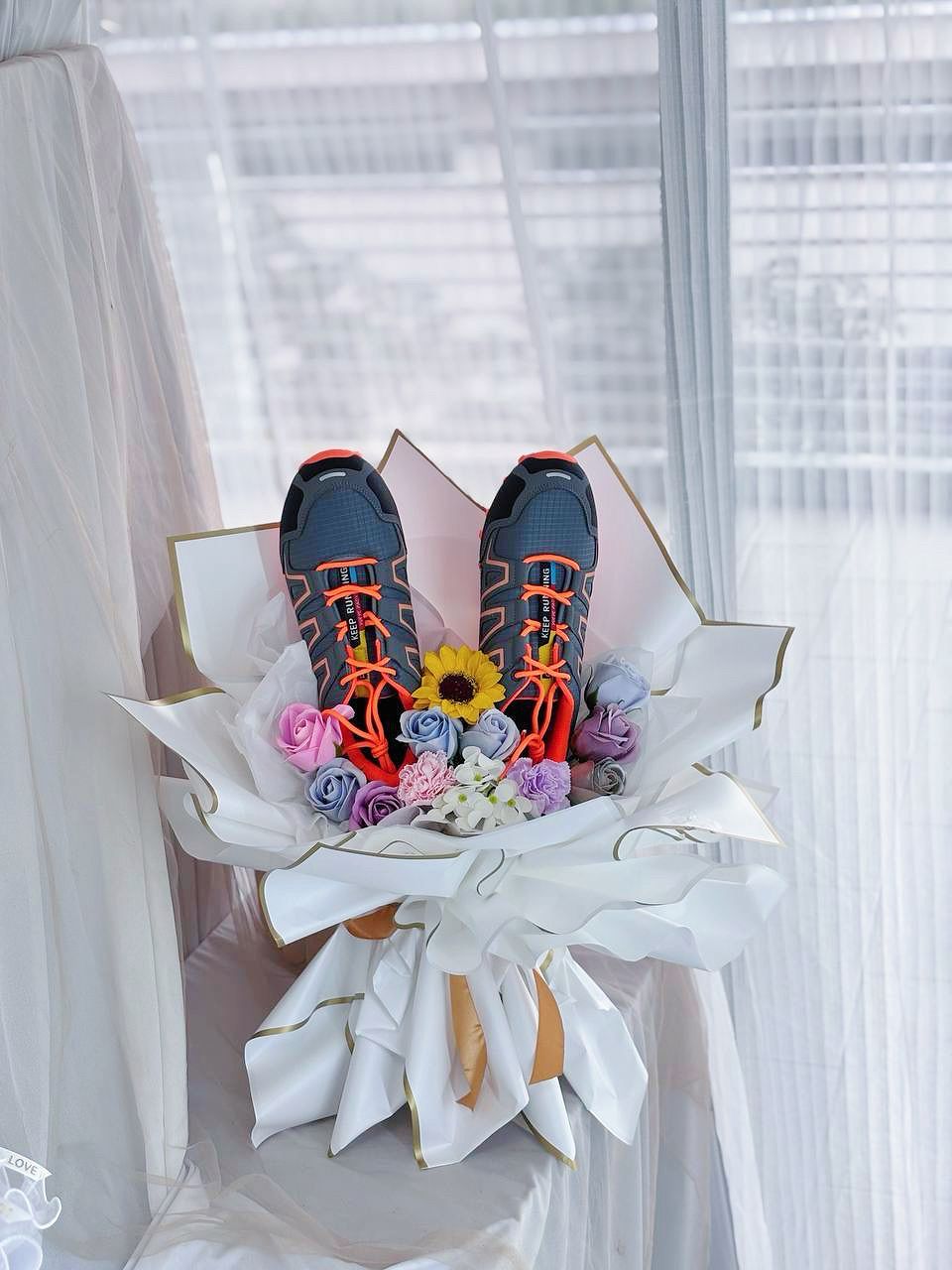 Run With Love (Soap Flower) - Image 2