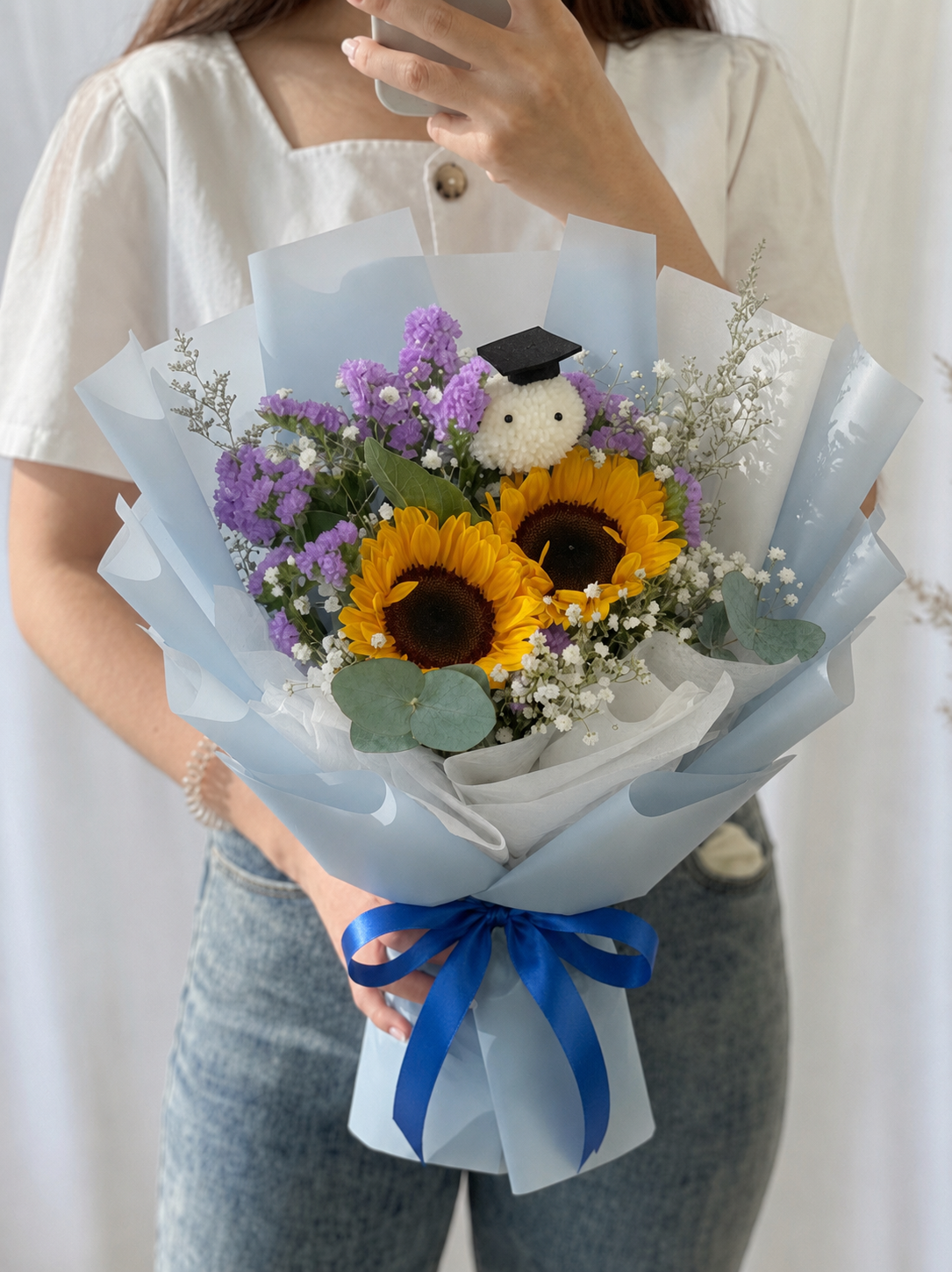 Graduation Bouquet Sunflower Blue Horizon - Image 2
