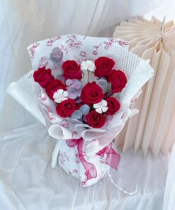Scarlet Elegance (Fresh Flower)