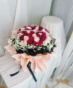 Everlasting Embrace (Fresh Flower)