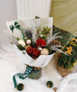 Evergreen Christmas Noel (Fresh flower) - Image 4
