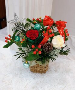 Starlight Christmas Arrangement (Fresh flower)