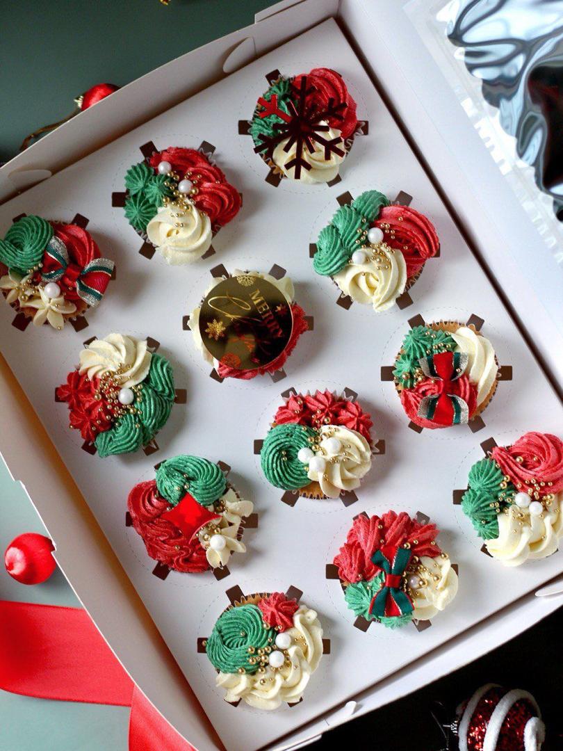 Christmas Wreath Cupcake Box