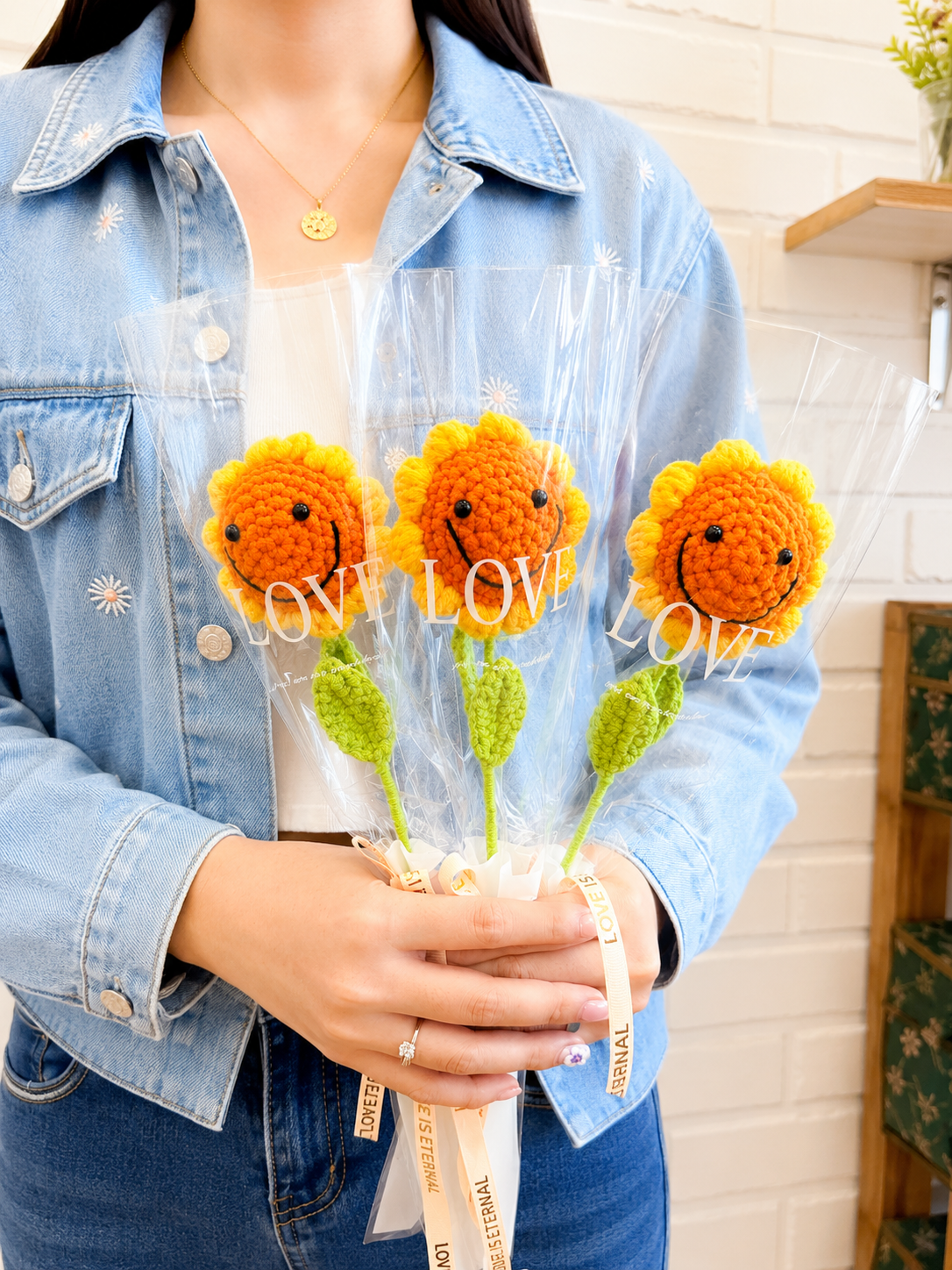 Teacher’s Day Bouquet Crochet Cute Smiley