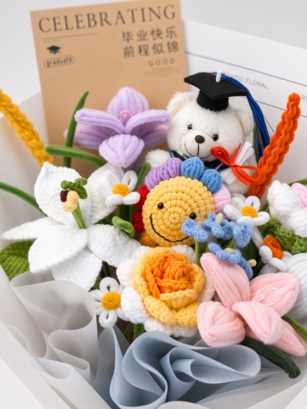 Crochet Bouquet Congrats Graduate - Image 2