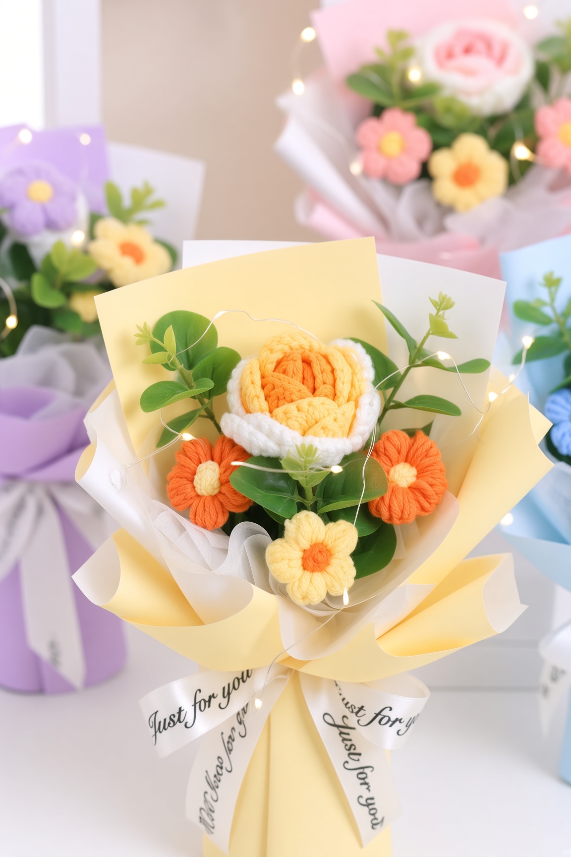 Crochet Rose Bouquet Mini Pastel - Image 2
