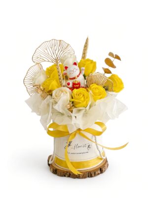 Lucky Cat Maneki Neko Soap Flower Opening Box