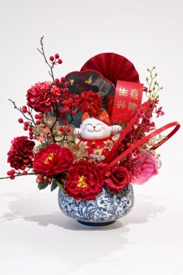 Lucky Cat Flower Vase | Soap & Artificial Red Peony Arrangement | 生意兴隆 Grand Opening Gift
